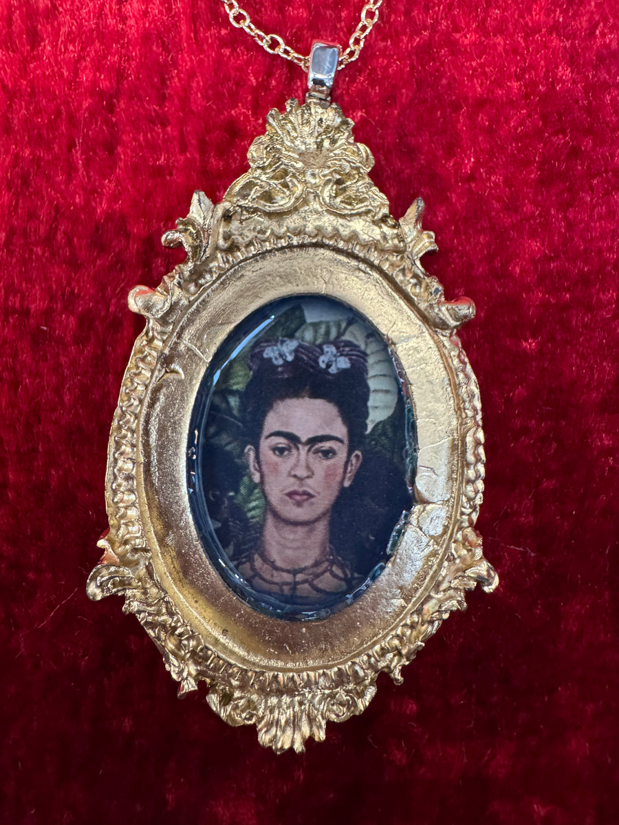 Abernathy's Werks of Art Necklace- Portrait with Thorn Necklace