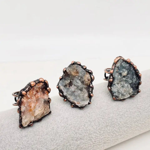 Mio Queena Irregular Natural Agate Rough Stone Adjustable Ring