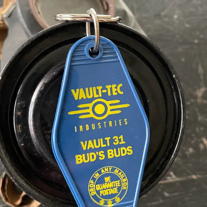 The 3 Sisters Design Co. Motel Key Fob - Vault-Tec (Fallout)