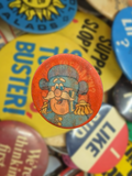 Vintage 1985 Cap'n Crunch Tilt Button Pin