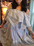 XL Vintage 70s blue Pastel lace trim dress