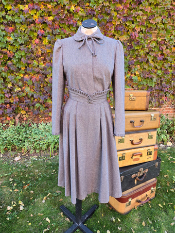 Vintage 80s does 40s Gray Harringbone jacket skirt set