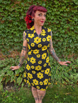 Vintage 60s black and yellow daisy dress